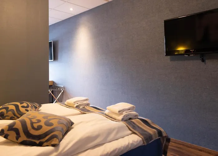 Fjordhotell * Vestnes